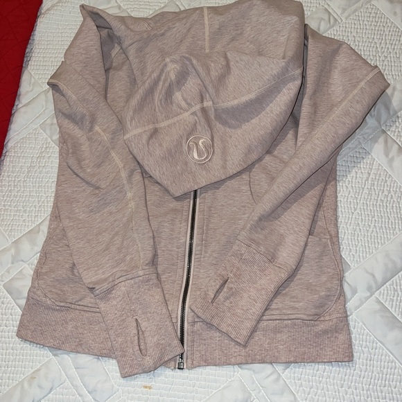 Lululemon Jacket - Picture 8 of 8